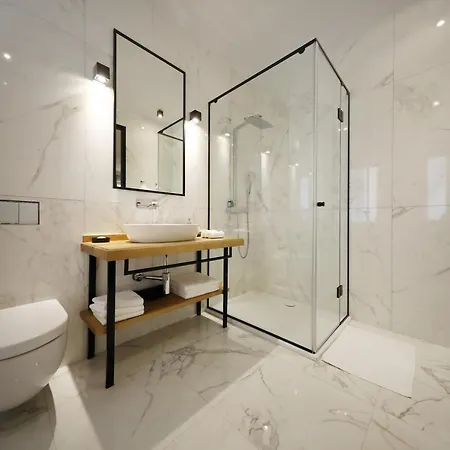 Greta Apartment *