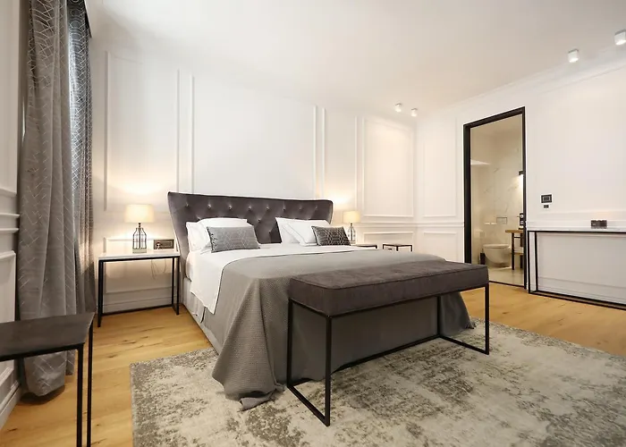 아파트 그레타 *